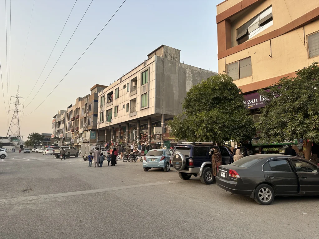 b block of multi garden b-17