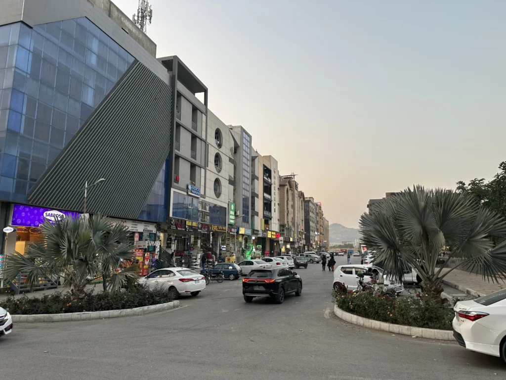 b block of multi garden b-17